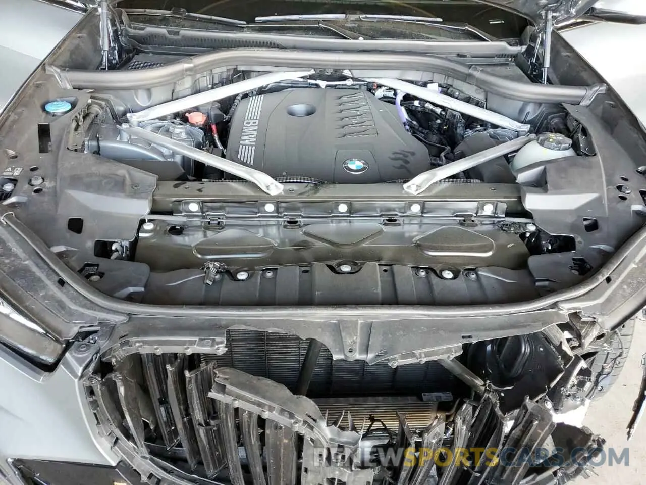 12 fotografías del automóvil dañado 5UX13EU08S9W52977 BMW X5 2025