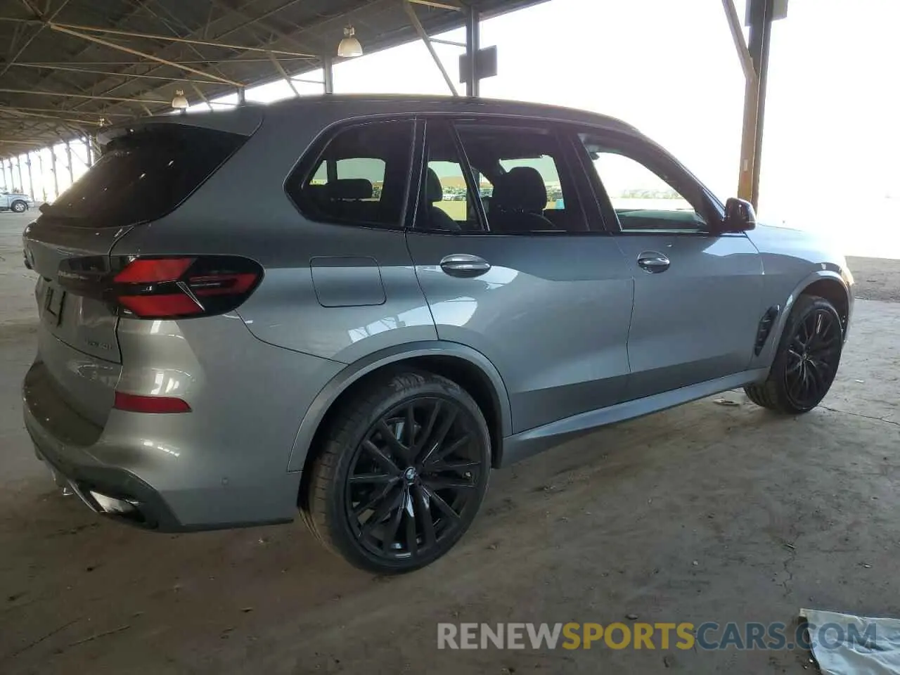 3 fotografías del automóvil dañado 5UX13EU08S9W52977 BMW X5 2025