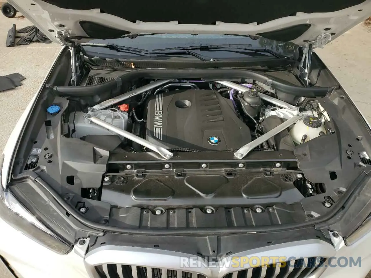 12 fotografías del automóvil dañado 5UX13EU09S9W61087 BMW X5 2025
