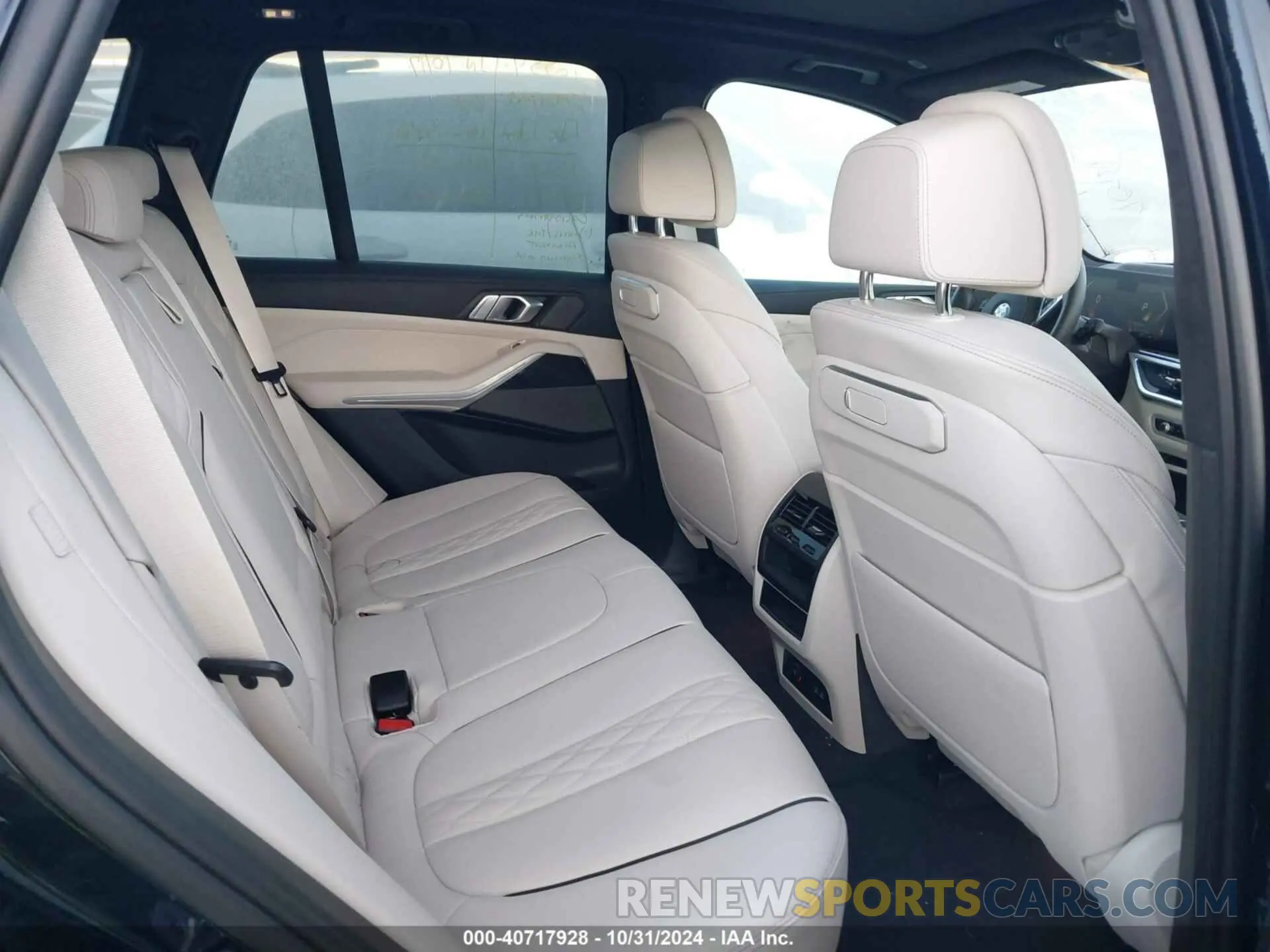 8 fotografías del automóvil dañado 5UX23EU00S9W85654 BMW X5 2025