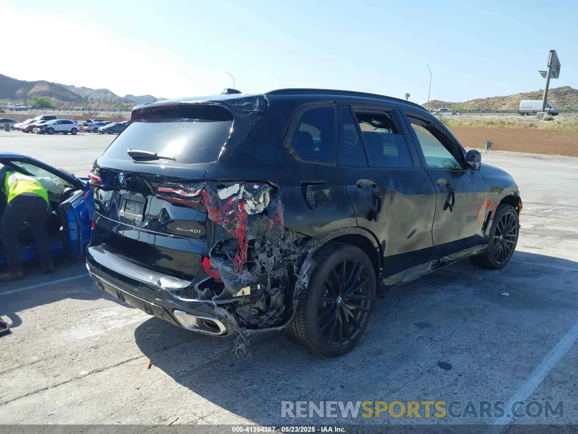 4 fotografías del automóvil dañado 5UX23EU00S9Y71257 BMW X5 2025