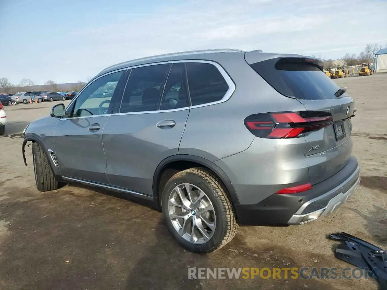2 fotografías del automóvil dañado 5UX23EU01S9Z44555 BMW X5 2025