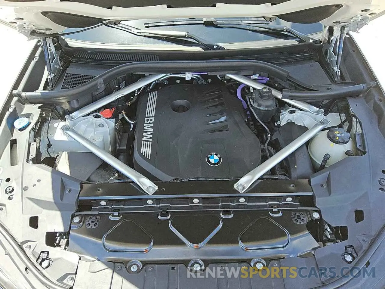 11 fotografías del automóvil dañado 5UX23EU02S9W33216 BMW X5 2025