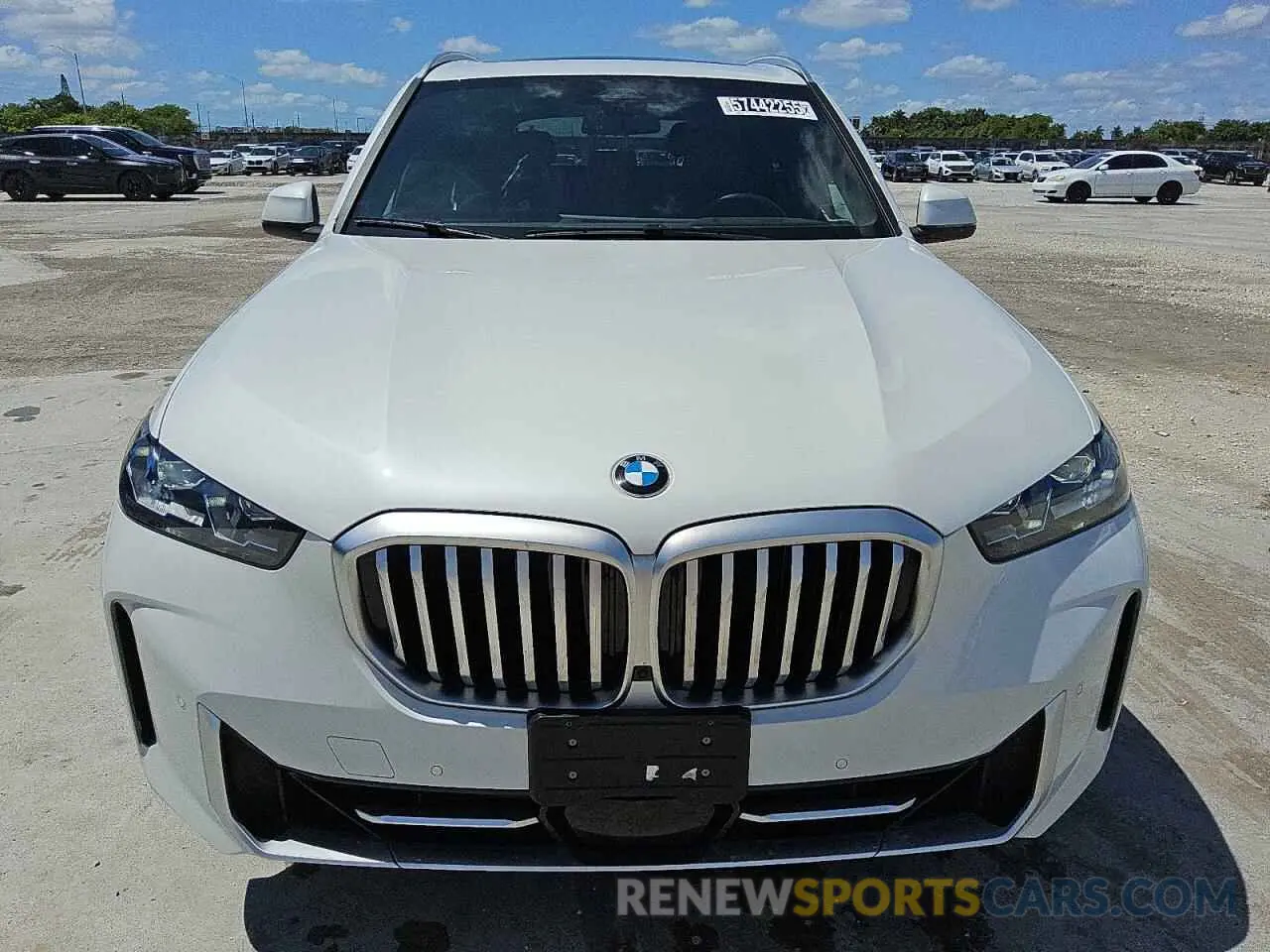 5 fotografías del automóvil dañado 5UX23EU02S9W33216 BMW X5 2025