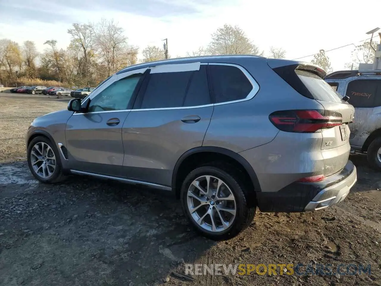 2 fotografías del automóvil dañado 5UX23EU02S9X67157 BMW X5 2025