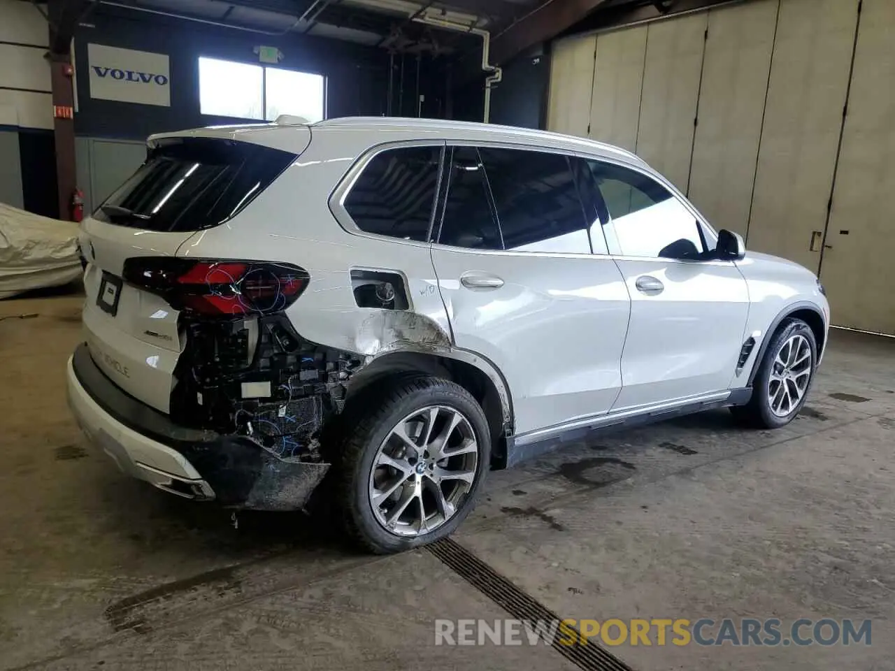 3 fotografías del automóvil dañado 5UX23EU03S9Y99683 BMW X5 2025
