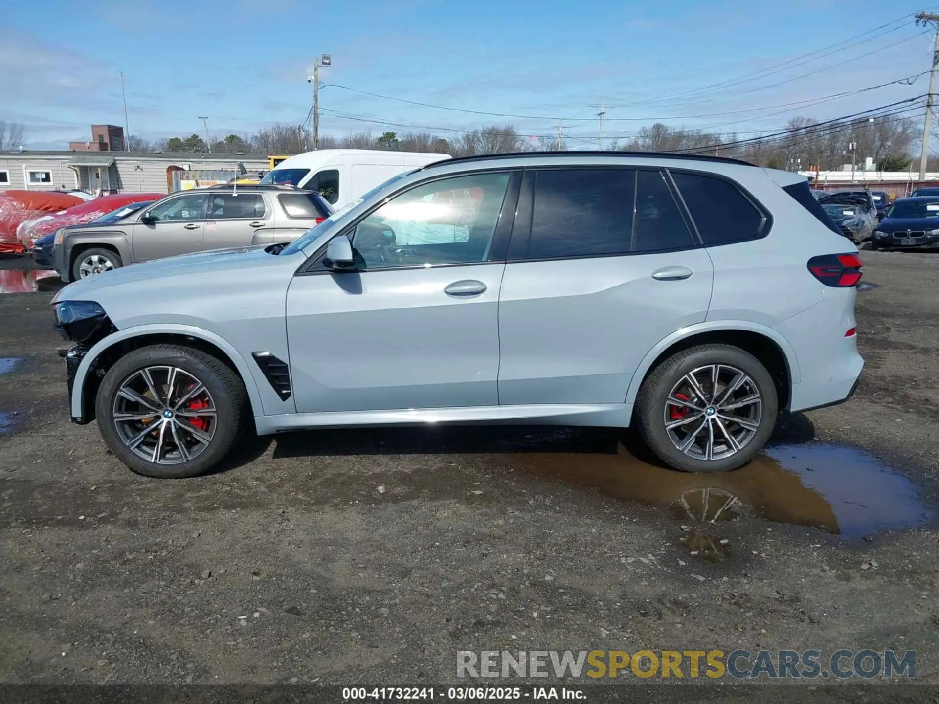 14 fotografías del automóvil dañado 5UX23EU05S9W51046 BMW X5 2025