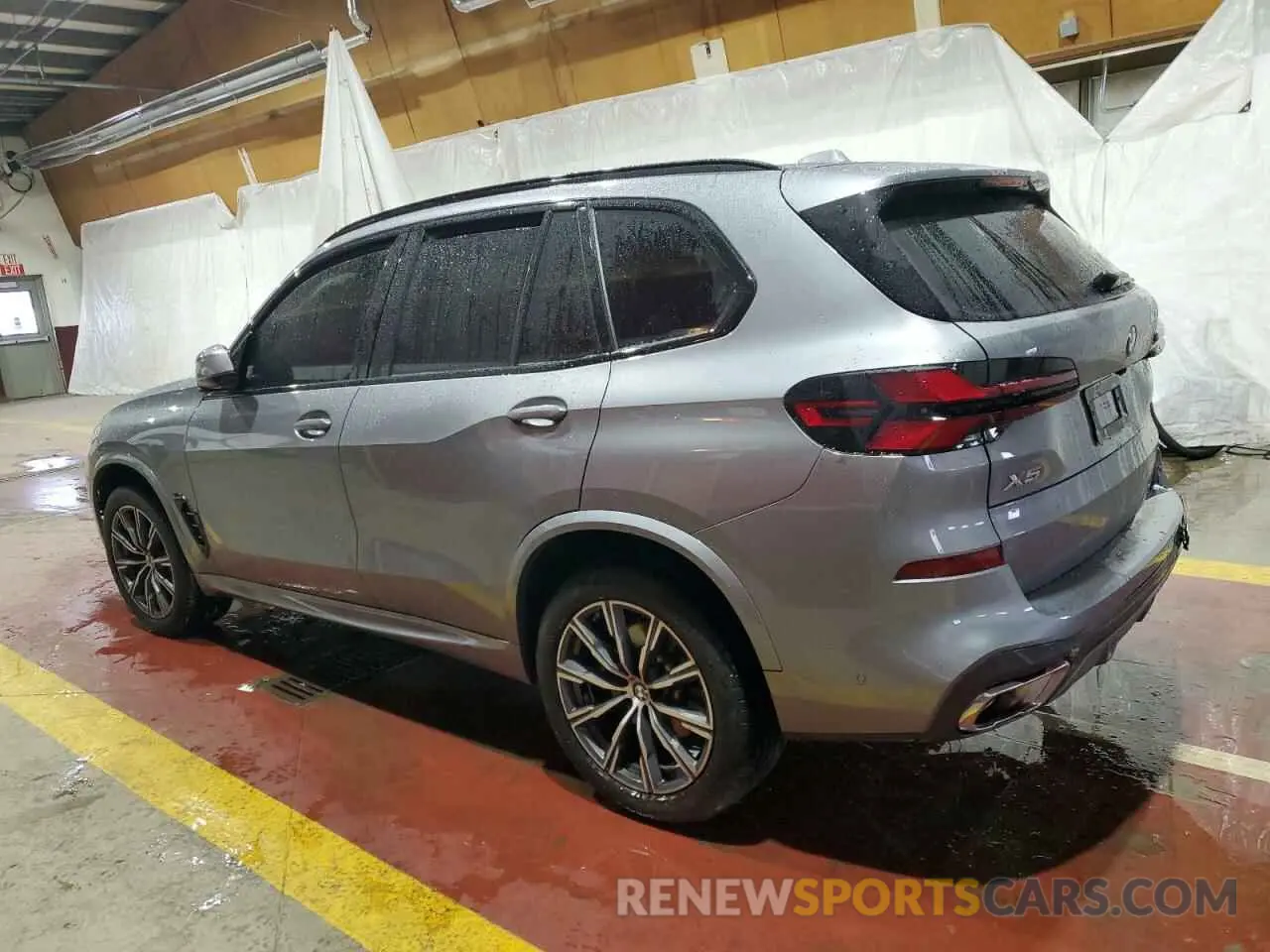 2 fotografías del automóvil dañado 5UX23EU06S9W70186 BMW X5 2025