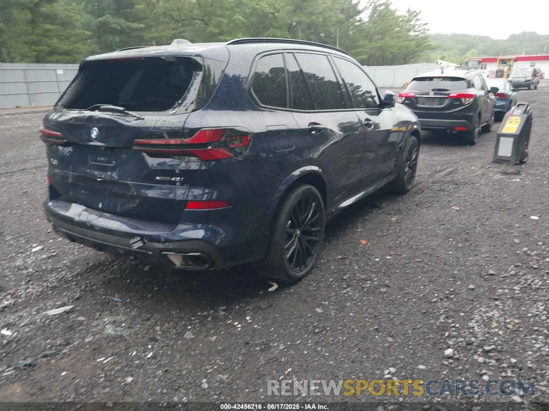 4 fotografías del automóvil dañado 5UX23EU07S9Y16725 BMW X5 2025