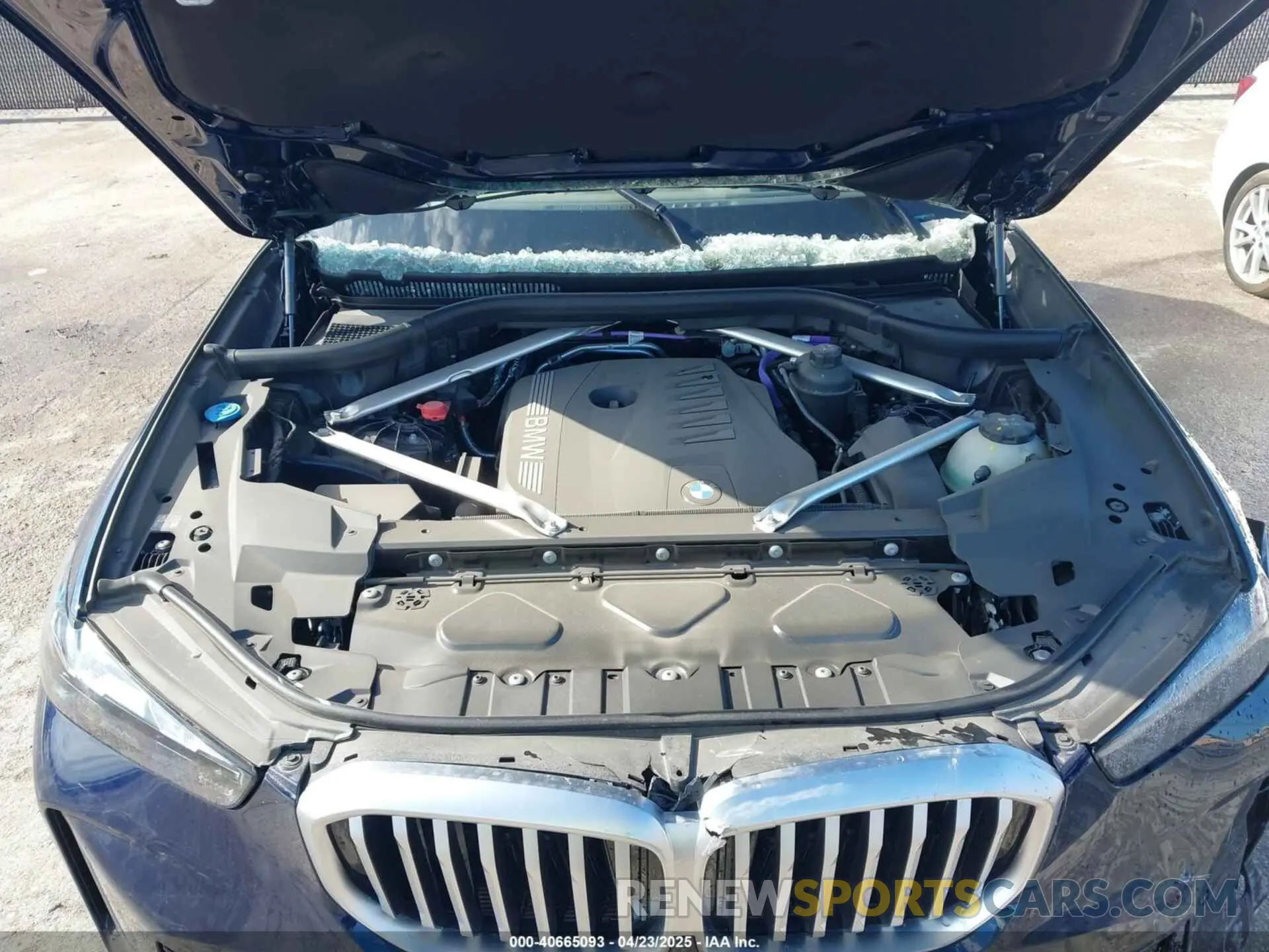 10 fotografías del automóvil dañado 5UX23EU08S9W26416 BMW X5 2025