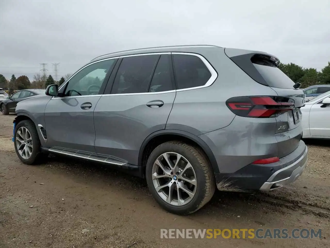 2 fotografías del automóvil dañado 5UX23EU08S9W35021 BMW X5 2025