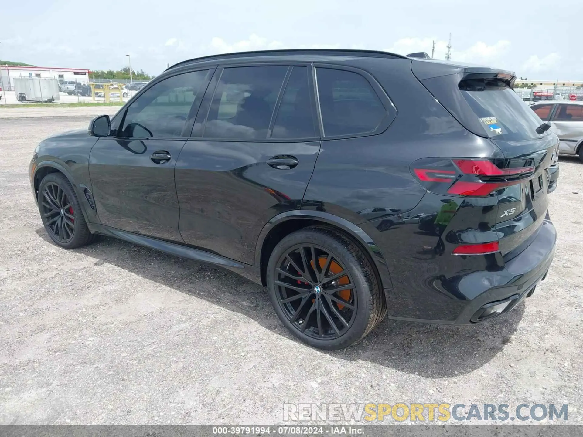 3 fotografías del automóvil dañado 5UX23EU08S9W47606 BMW X5 2025