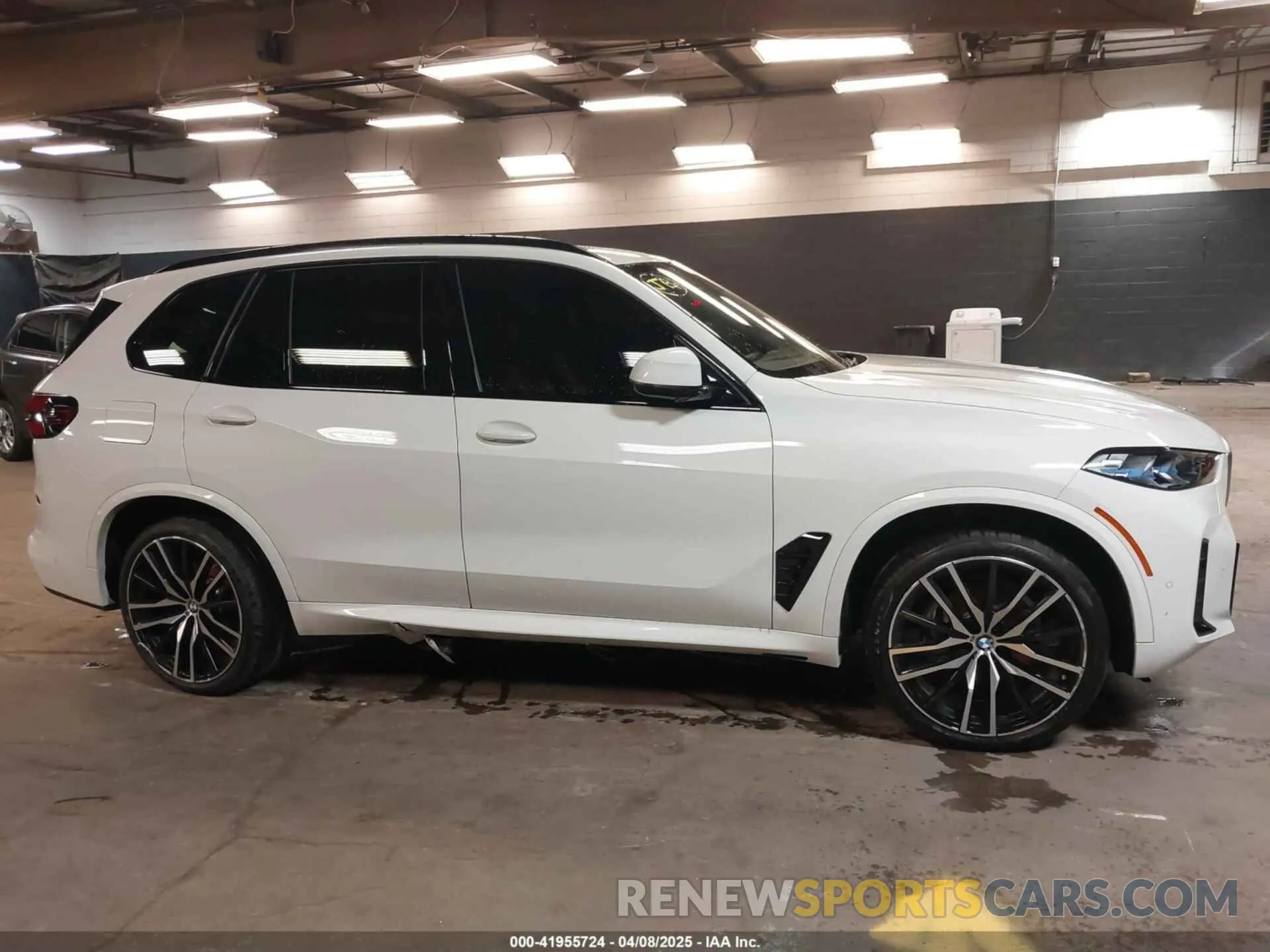 12 fotografías del automóvil dañado 5UX23EU08S9Y67859 BMW X5 2025