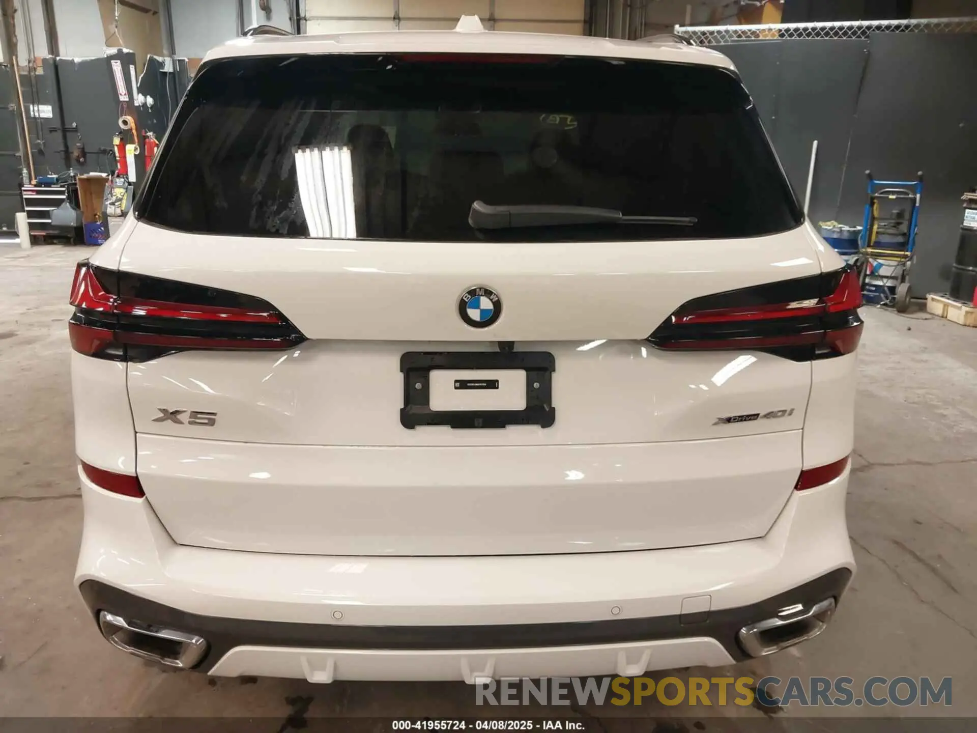 15 fotografías del automóvil dañado 5UX23EU08S9Y67859 BMW X5 2025