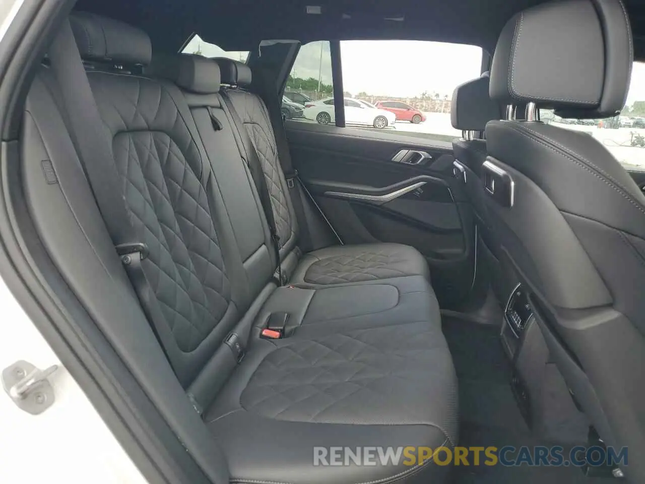 11 fotografías del automóvil dañado 5UX23EU08S9Z16896 BMW X5 2025