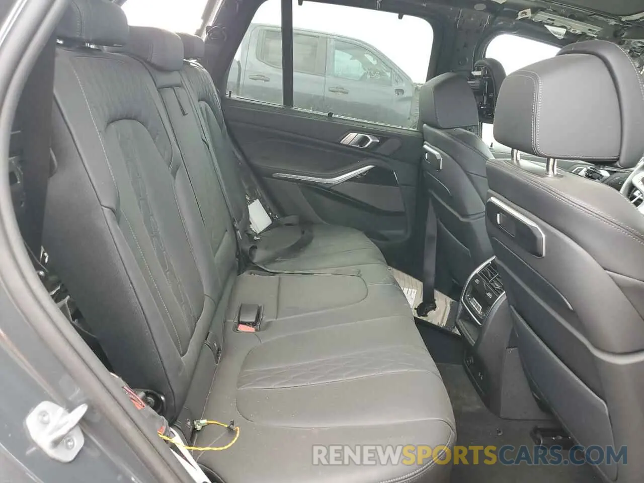 10 fotografías del automóvil dañado 5UX23EU09S9X86997 BMW X5 2025