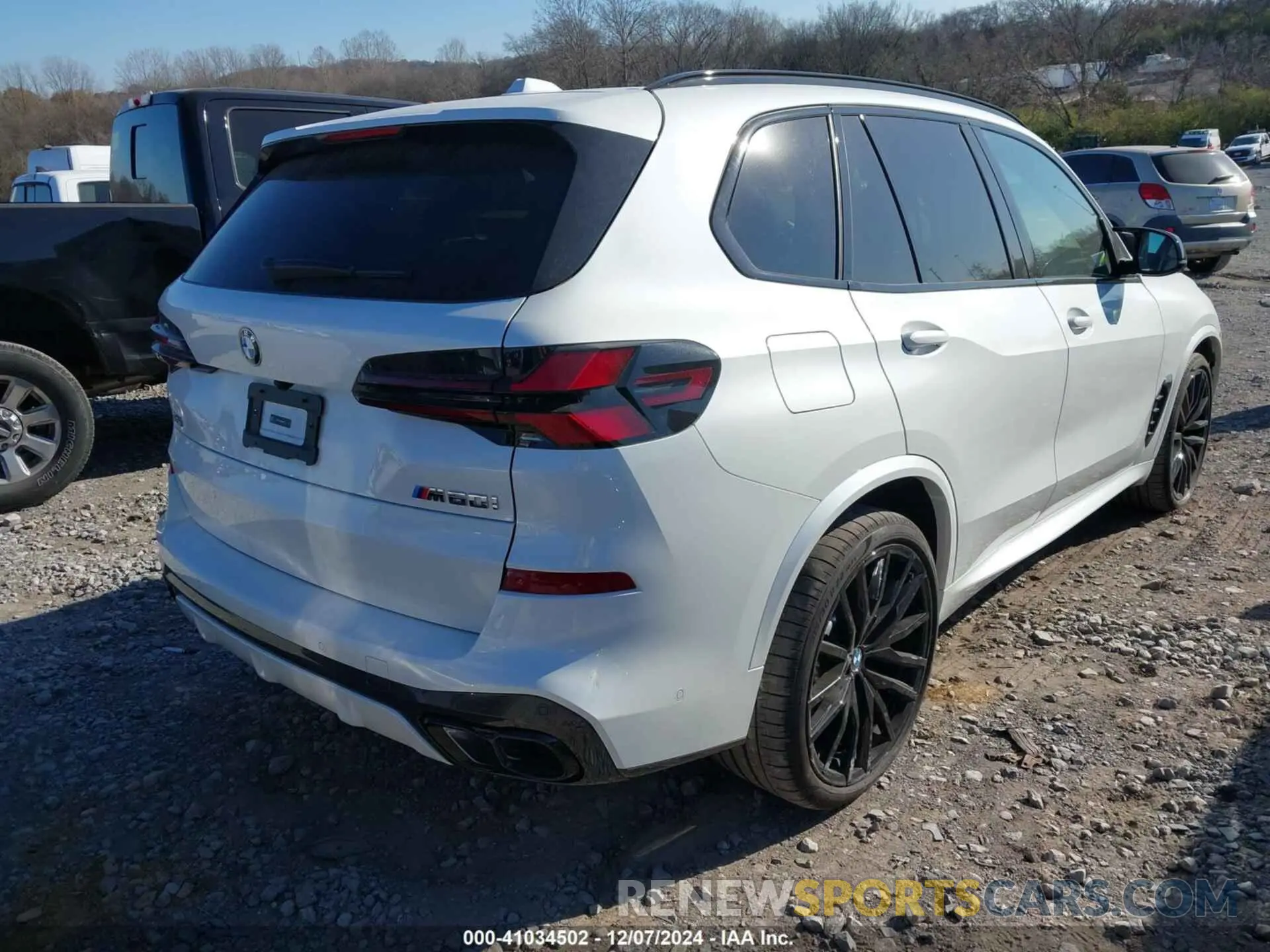 4 fotografías del automóvil dañado 5UX33EU00S9W65876 BMW X5 2025