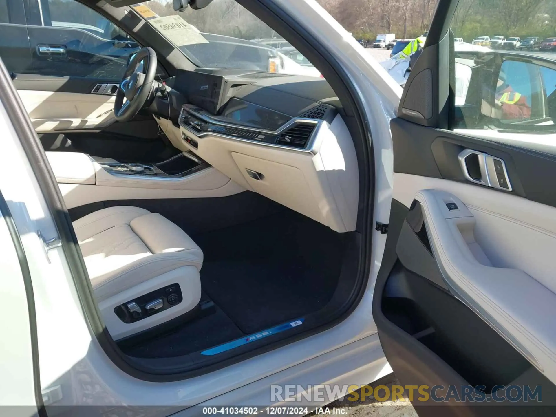 5 fotografías del automóvil dañado 5UX33EU00S9W65876 BMW X5 2025