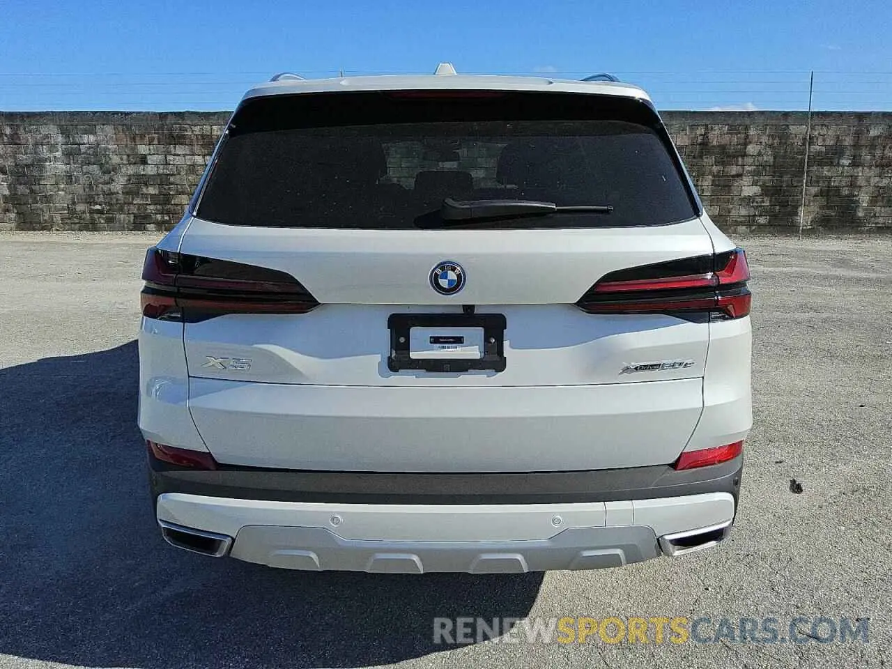 6 fotografías del automóvil dañado 5UX43EU01S9Y95673 BMW X5 2025