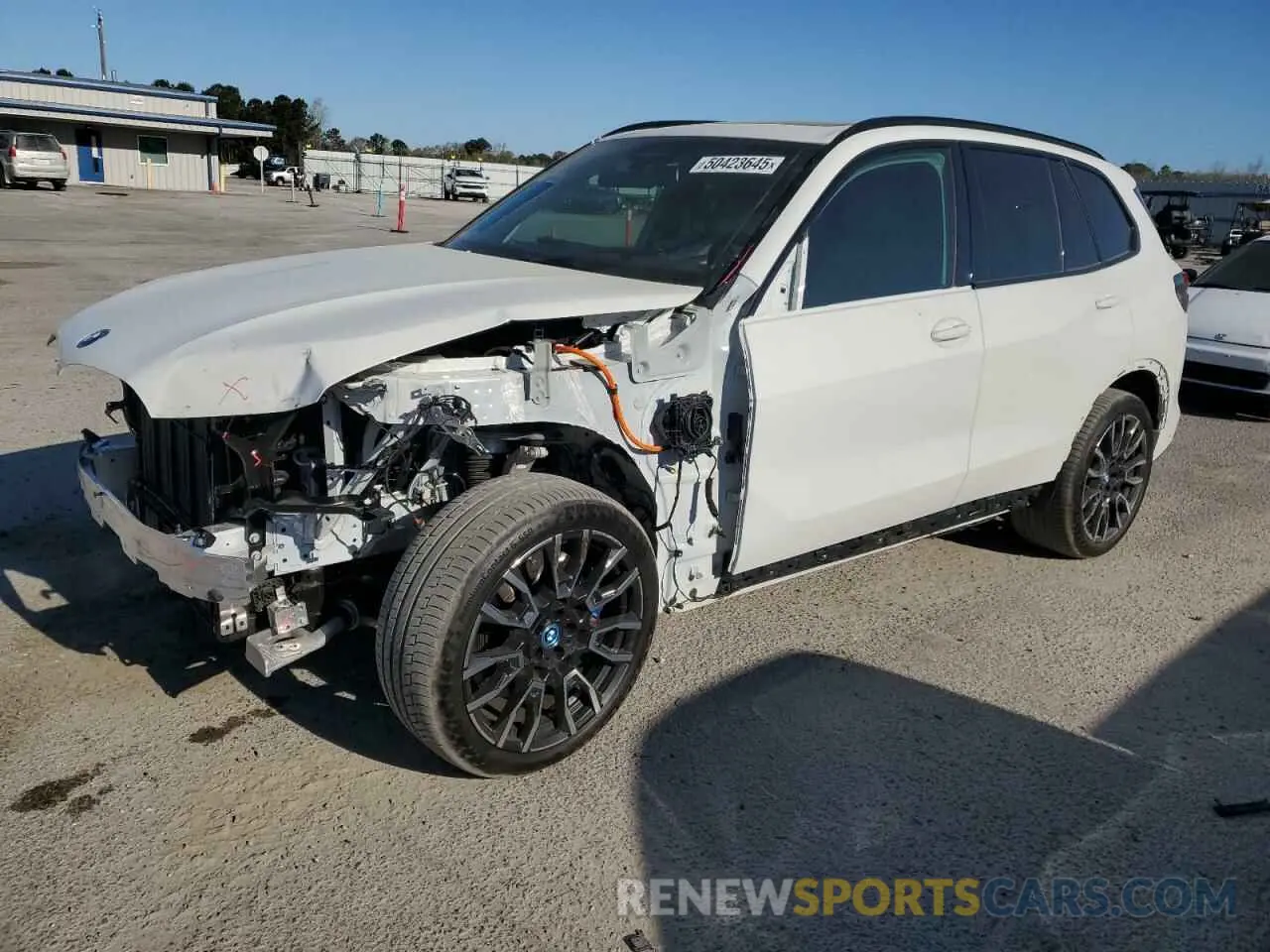 1 fotografías del automóvil dañado 5UX43EU02S9W94171 BMW X5 2025