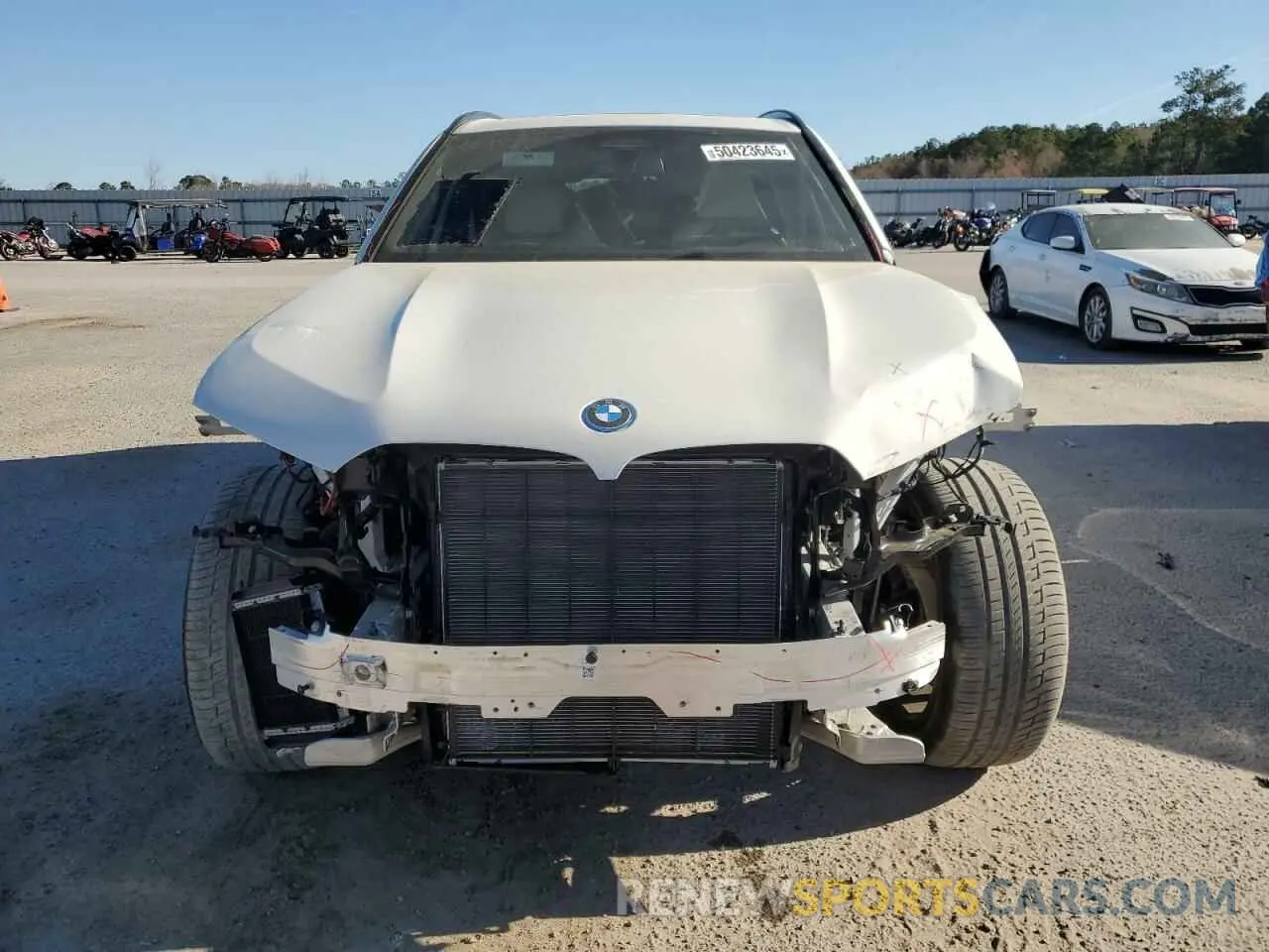 5 fotografías del automóvil dañado 5UX43EU02S9W94171 BMW X5 2025
