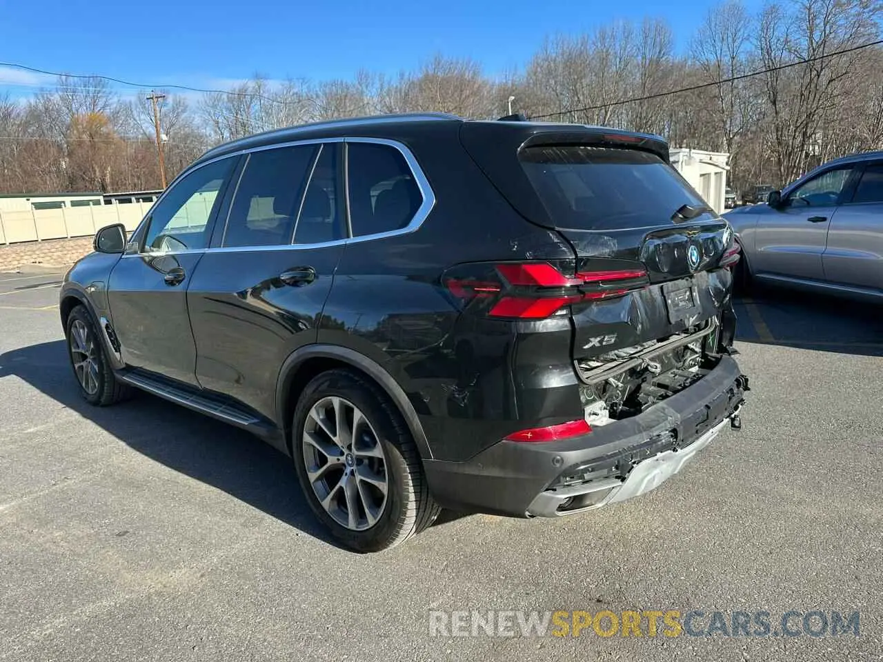 2 fotografías del automóvil dañado 5UX43EU07S9Y01490 BMW X5 2025