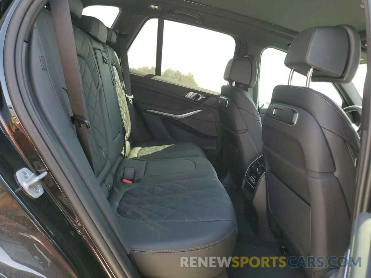 11 fotografías del automóvil dañado 5UX43EU08S9Y31758 BMW X5 2025