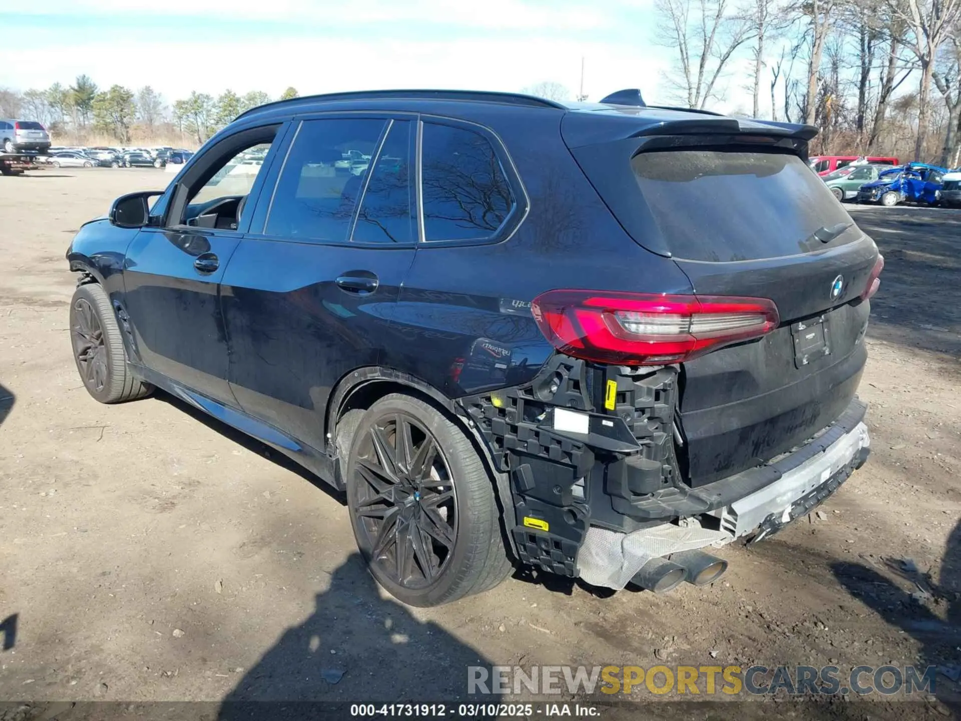 3 fotografías del automóvil dañado 5YMJU0C00N9J23747 BMW X5 M 2022