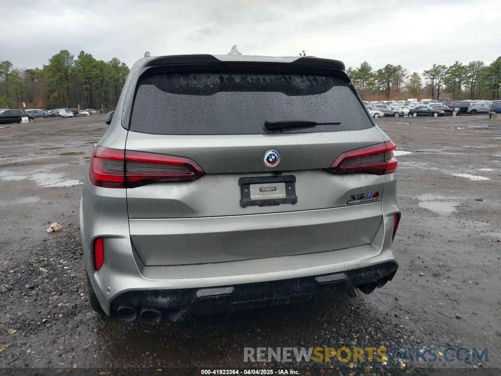16 fotografías del automóvil dañado 5YMJU0C03N9L28057 BMW X5 M 2022