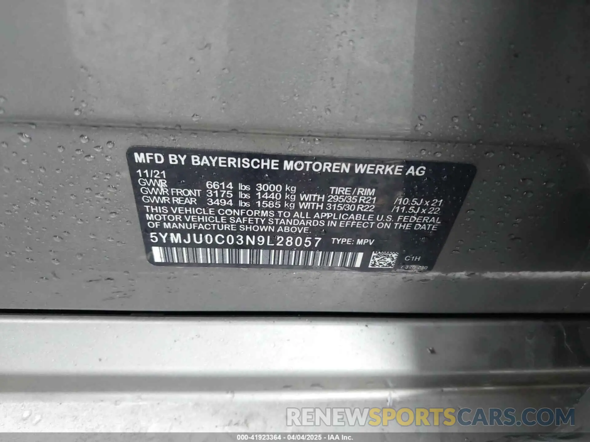 9 fotografías del automóvil dañado 5YMJU0C03N9L28057 BMW X5 M 2022