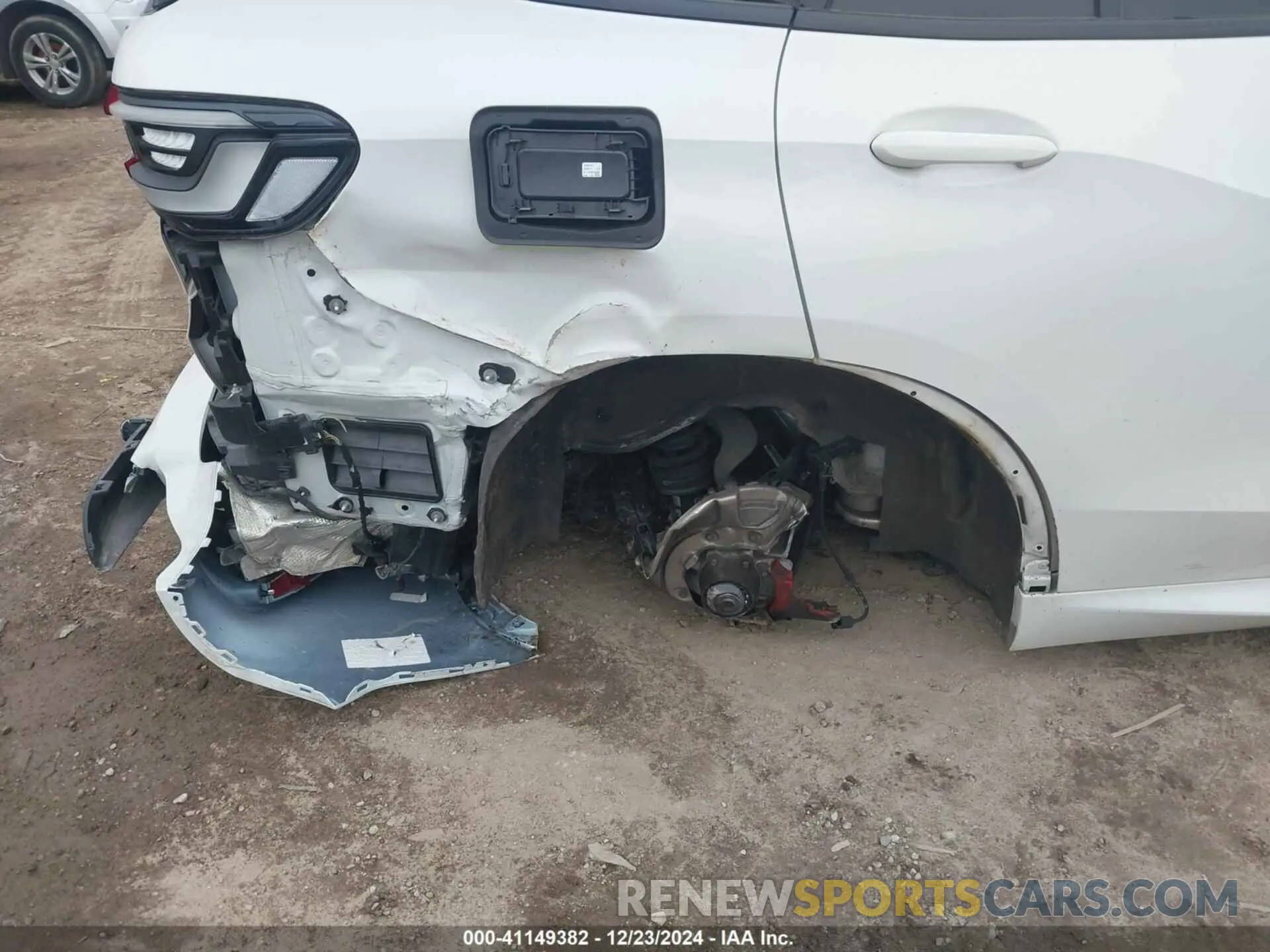 18 fotografías del automóvil dañado 5YMJU0C07N9L11794 BMW X5 M 2022