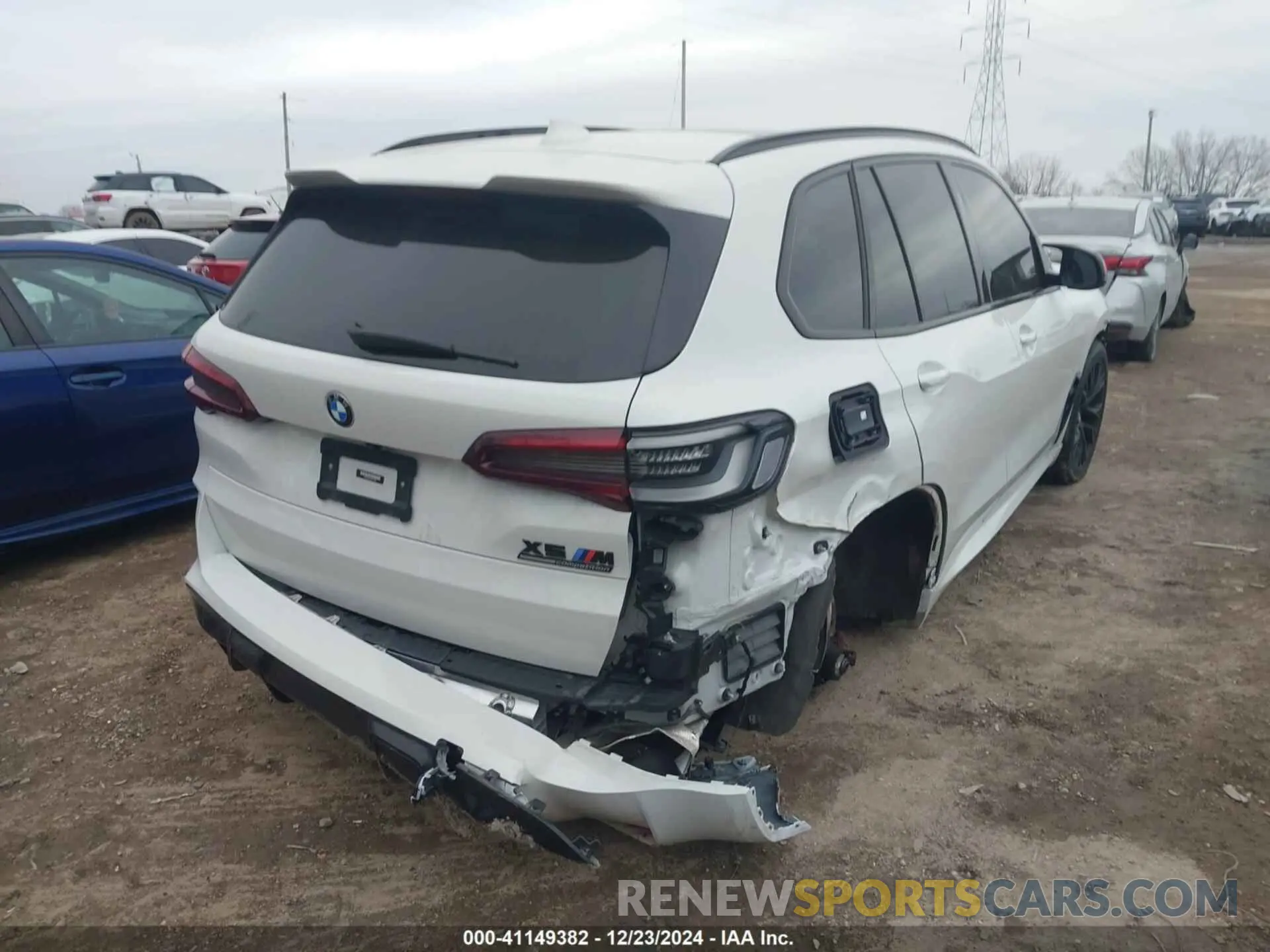 4 fotografías del automóvil dañado 5YMJU0C07N9L11794 BMW X5 M 2022