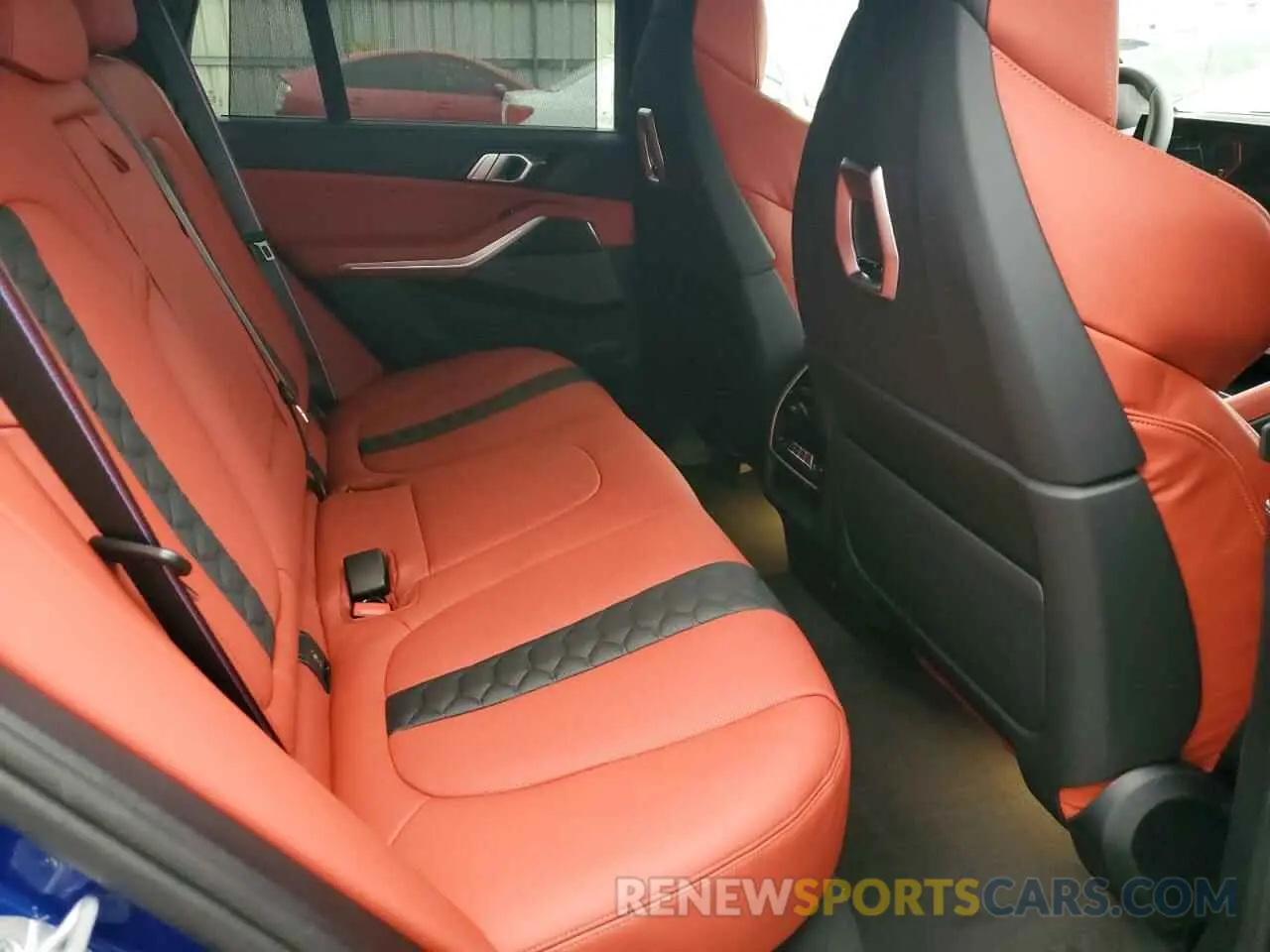 11 fotografías del automóvil dañado 5YM13ET09S9X53469 BMW X5 M COMPE 2025