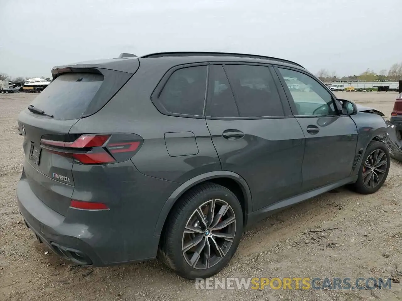 3 fotografías del automóvil dañado 5UX33EU03R9S57382 BMW X5 M60I 2024