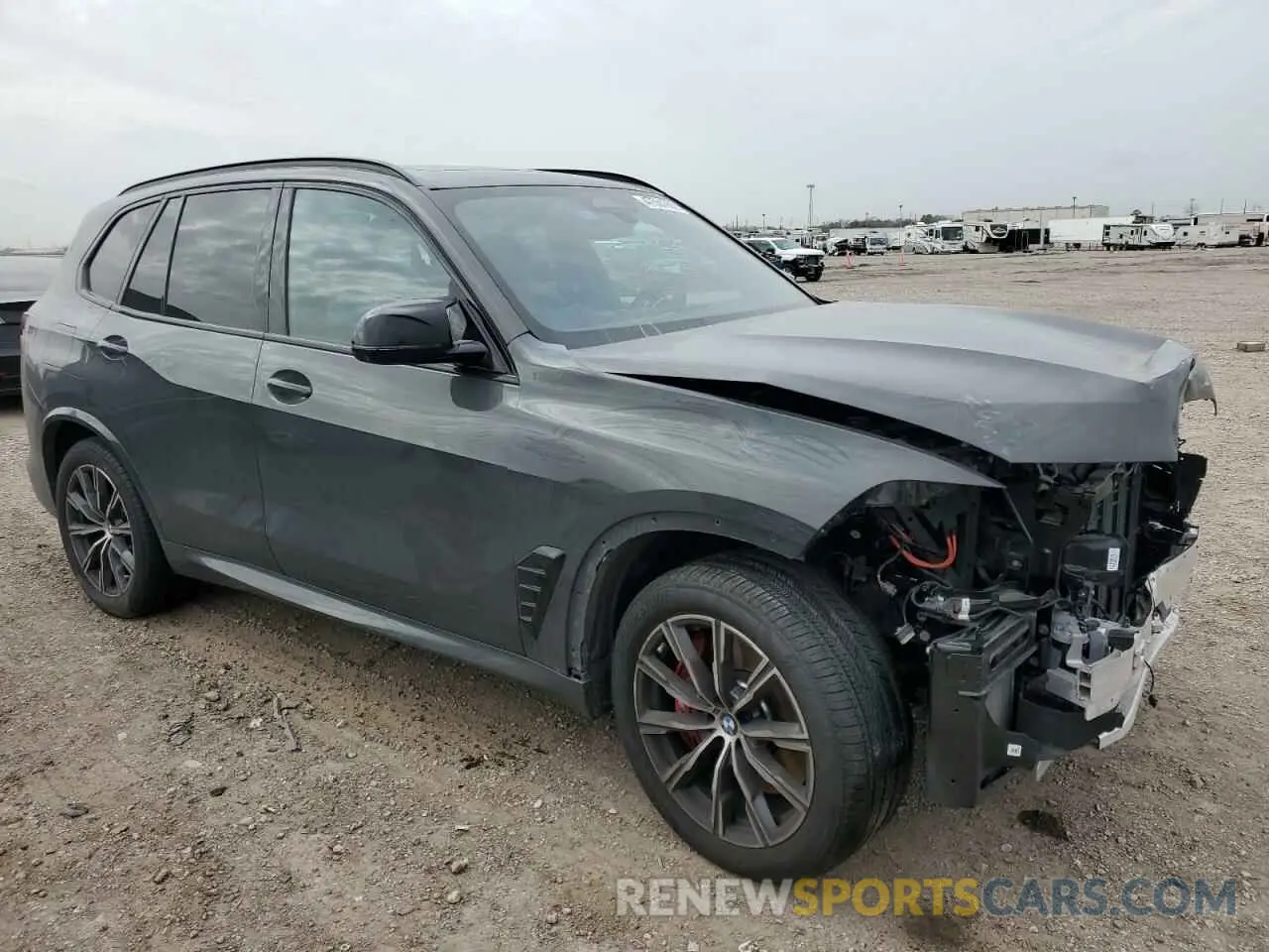 4 fotografías del automóvil dañado 5UX33EU03R9S57382 BMW X5 M60I 2024