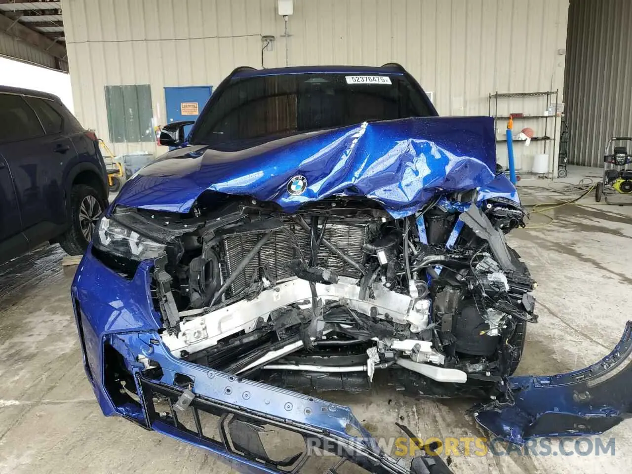 5 fotografías del automóvil dañado 5UX33EU09R9T85271 BMW X5 M60I 2024