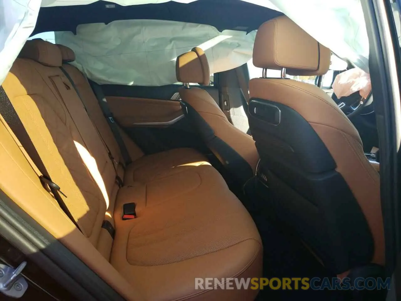 10 fotografías del automóvil dañado 5UX33EU01S9X45834 BMW X5 M60I 2025