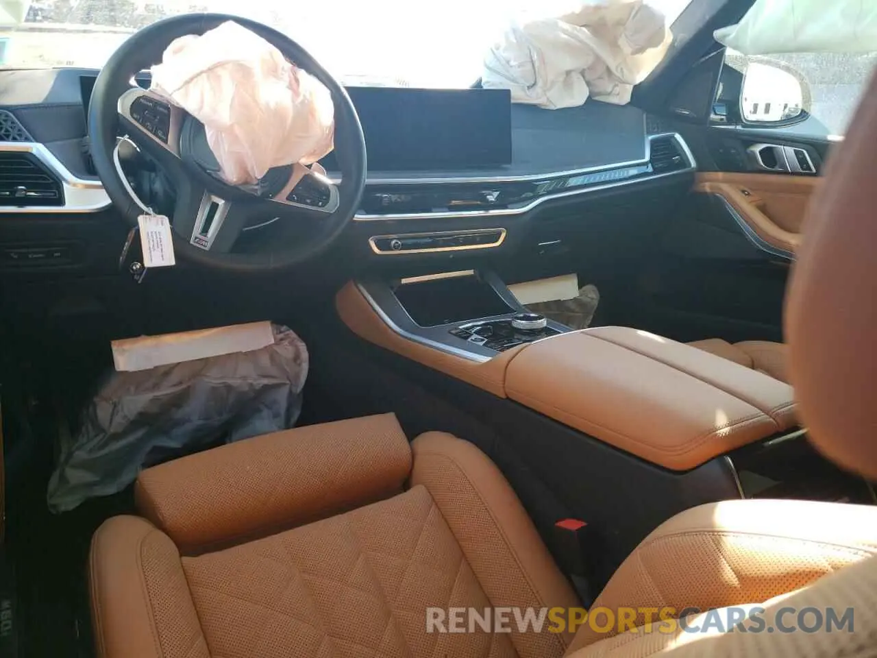8 fotografías del automóvil dañado 5UX33EU01S9X45834 BMW X5 M60I 2025