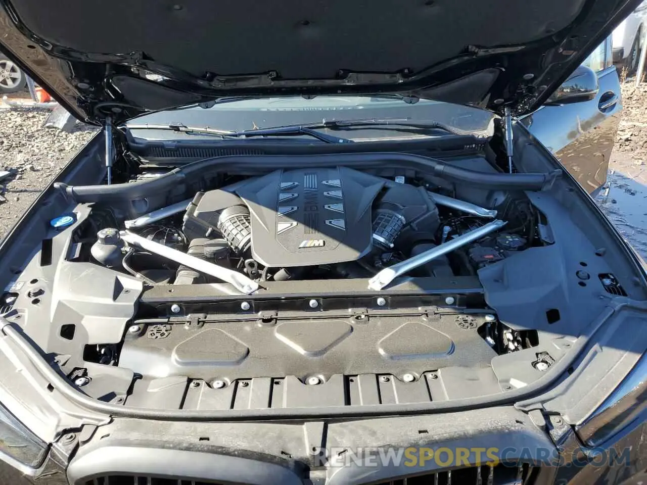 12 fotografías del automóvil dañado 5UX33EU08S9Y18536 BMW X5 M60I 2025