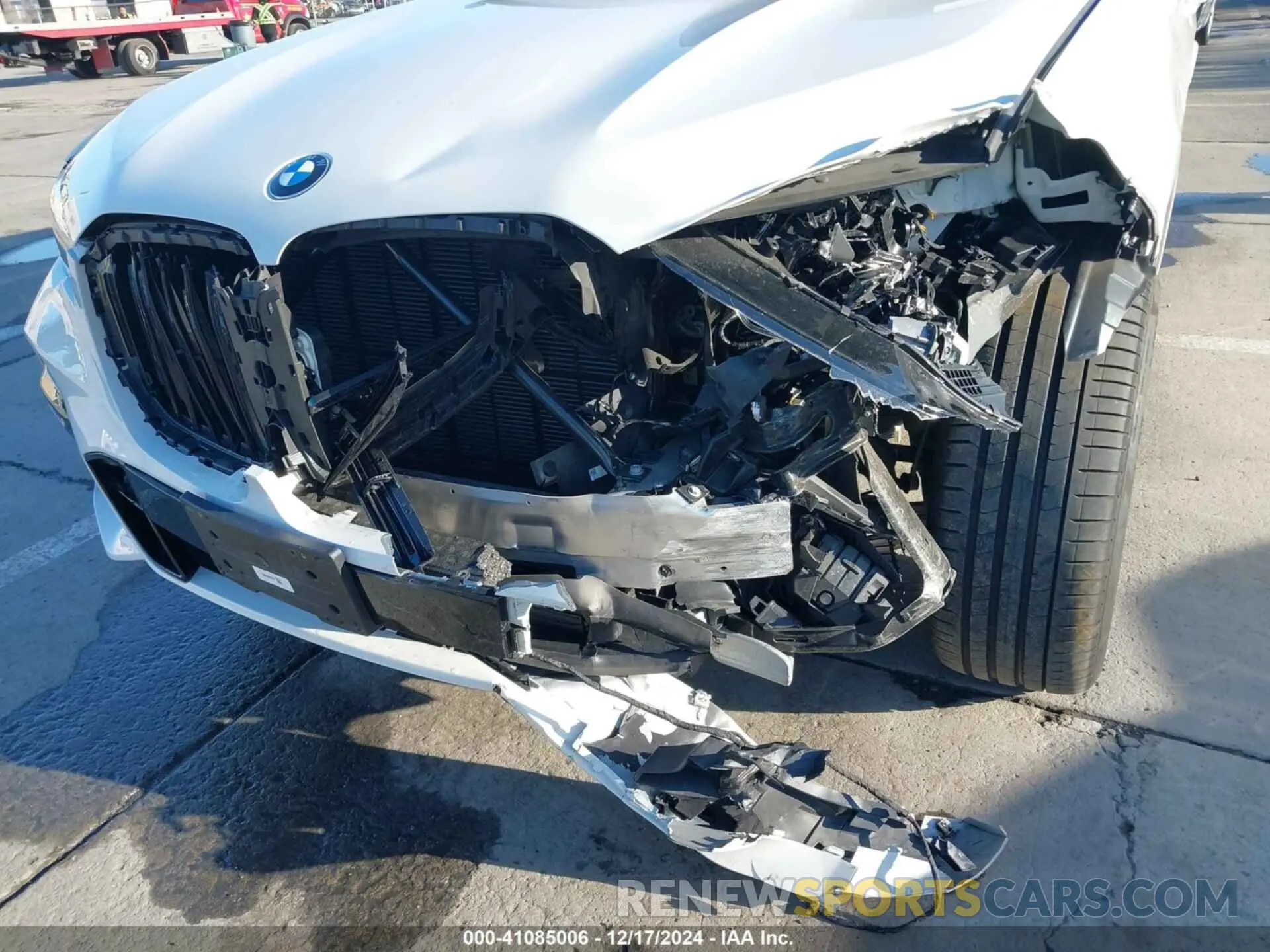 6 fotografías del automóvil dañado 5UXTA6C05M9F03955 BMW X5 PHEV 2021