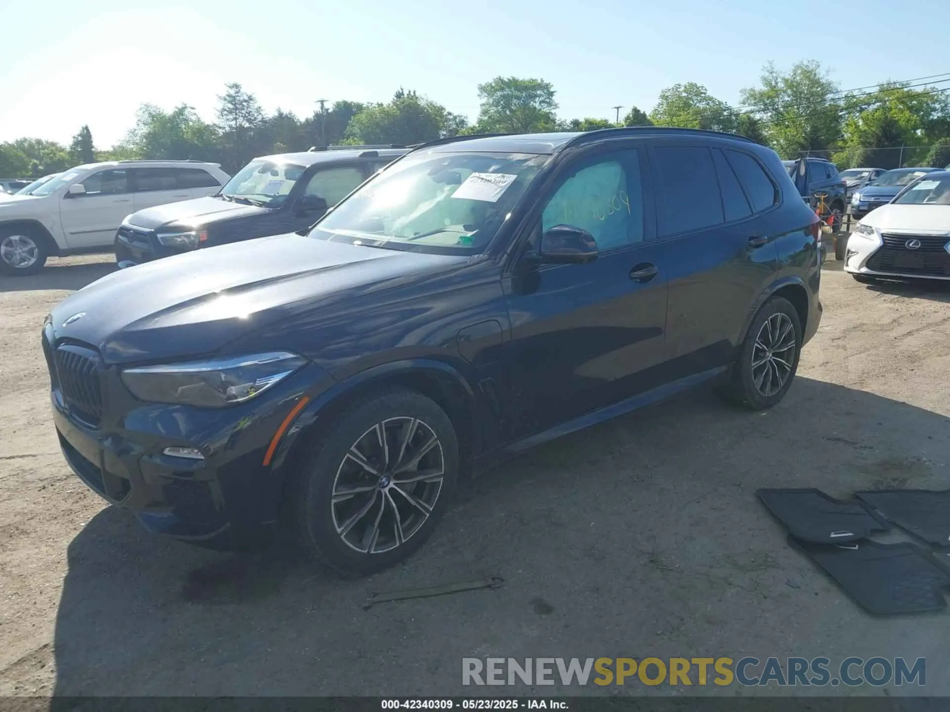 2 fotografías del automóvil dañado 5UXTA6C09M9F27367 BMW X5 PHEV 2021