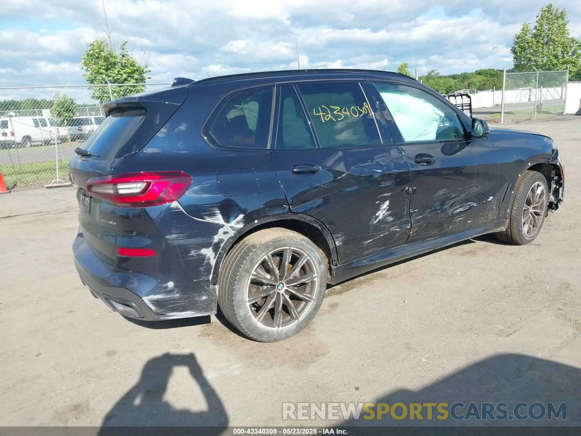 4 fotografías del automóvil dañado 5UXTA6C09M9F27367 BMW X5 PHEV 2021