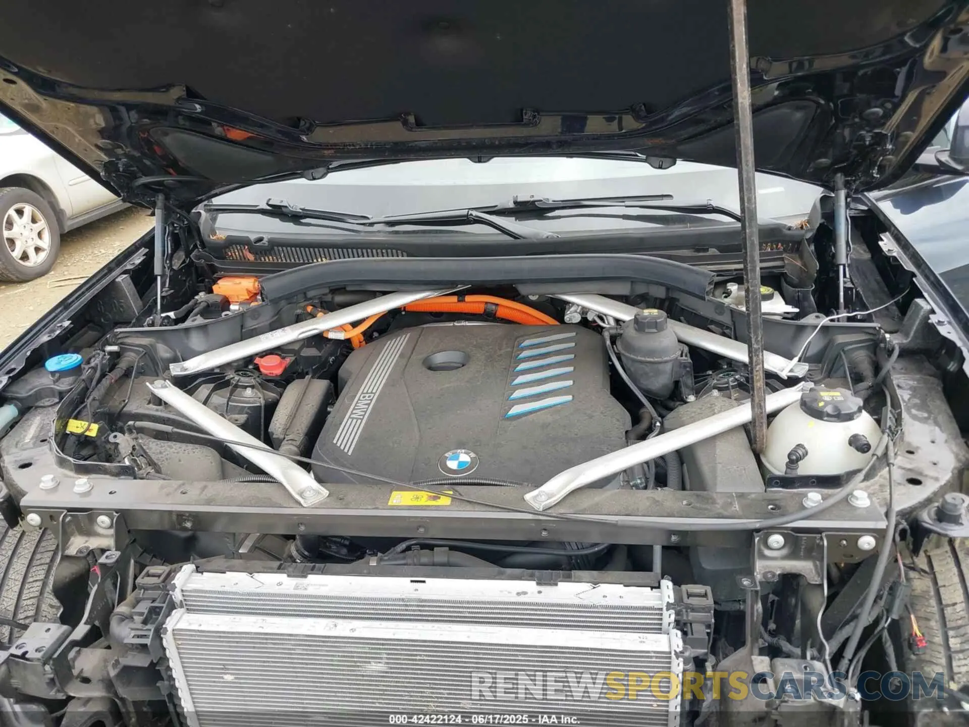 10 fotografías del automóvil dañado 5UXTA6C01N9J99912 BMW X5 PHEV 2022