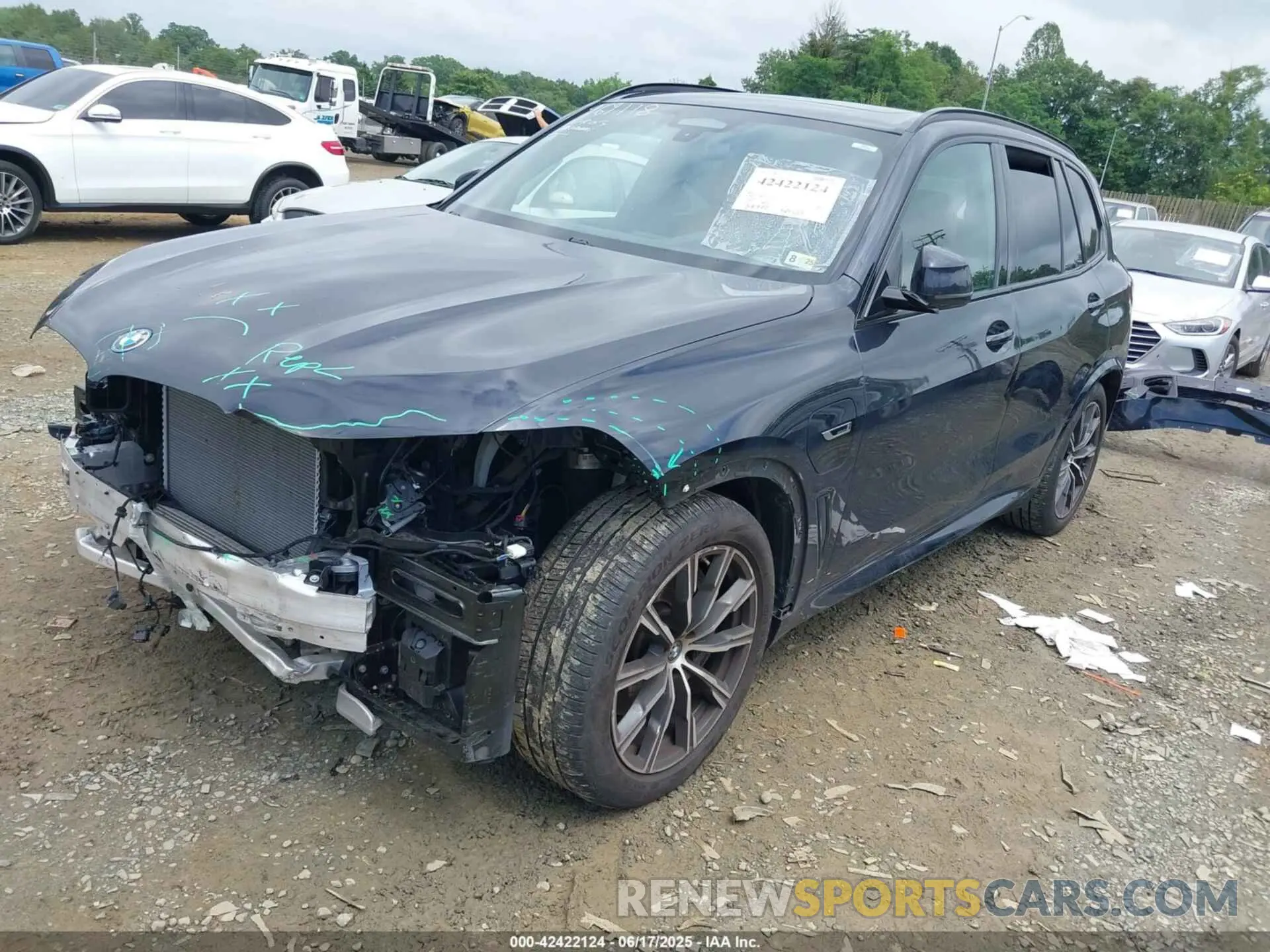 2 fotografías del automóvil dañado 5UXTA6C01N9J99912 BMW X5 PHEV 2022