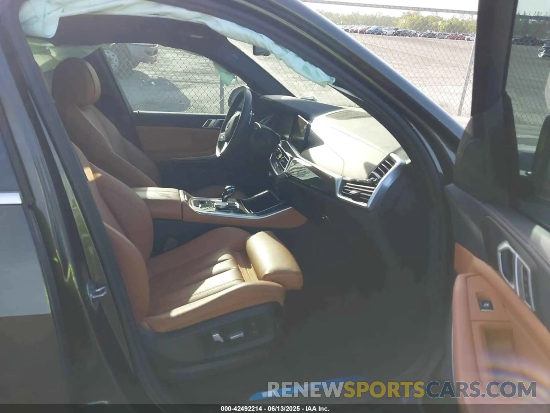 5 fotografías del automóvil dañado 5UXTA6C01N9M51979 BMW X5 PHEV 2022