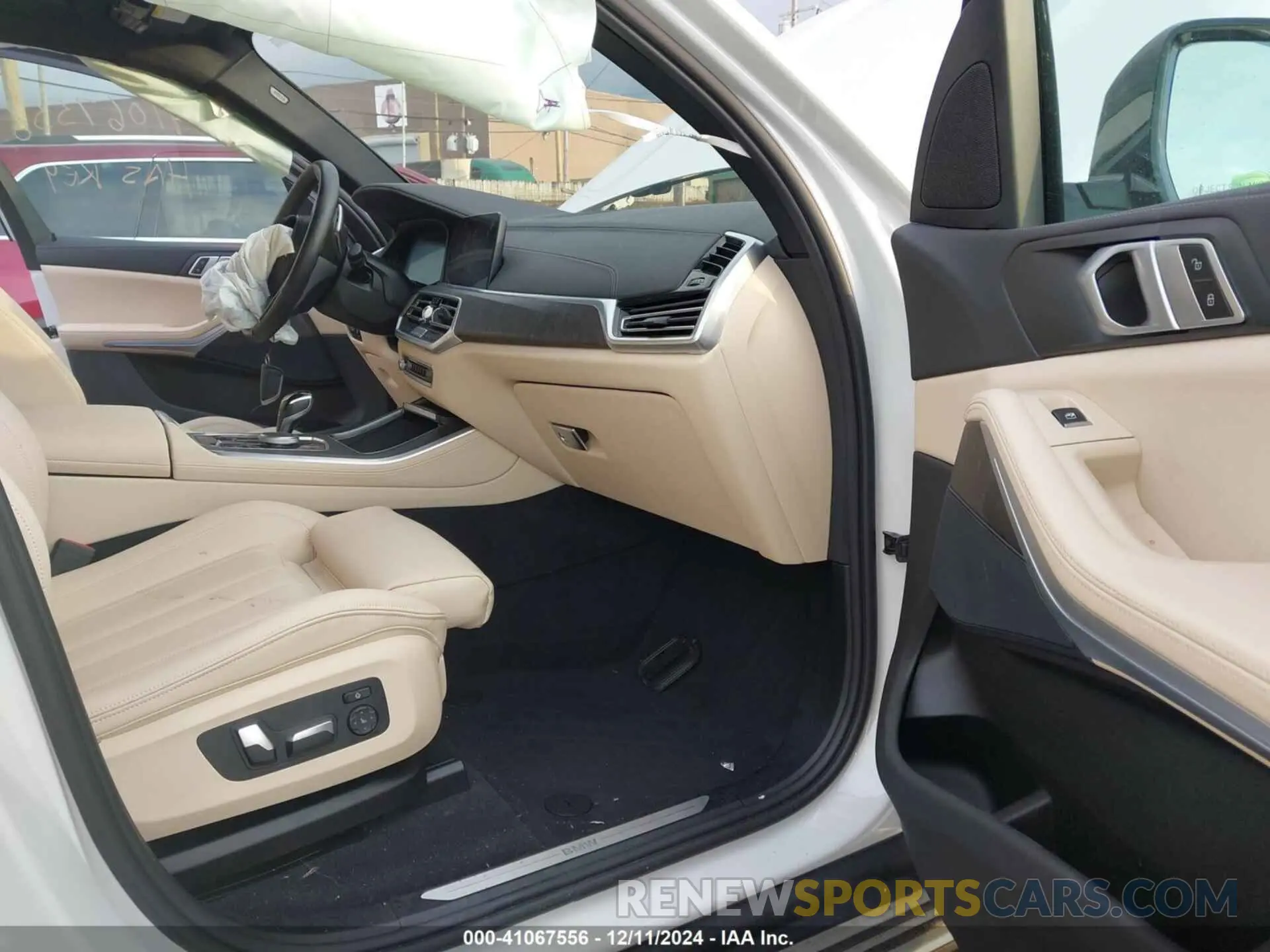 5 fotografías del automóvil dañado 5UXTA6C03N9M37498 BMW X5 PHEV 2022