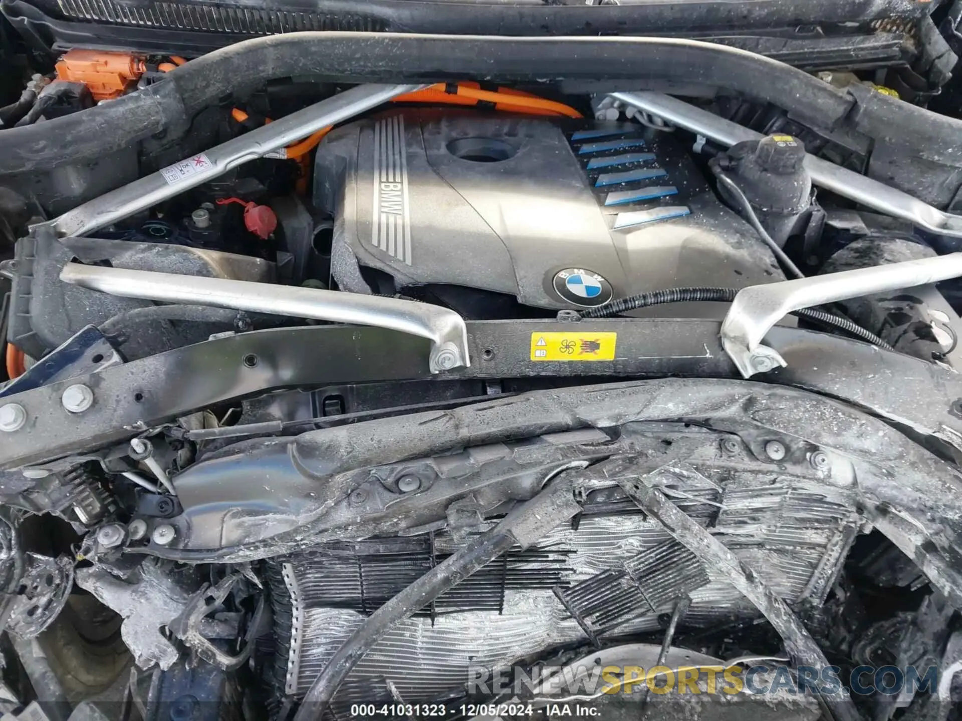 10 fotografías del automóvil dañado 5UXTA6C04N9K75011 BMW X5 PHEV 2022