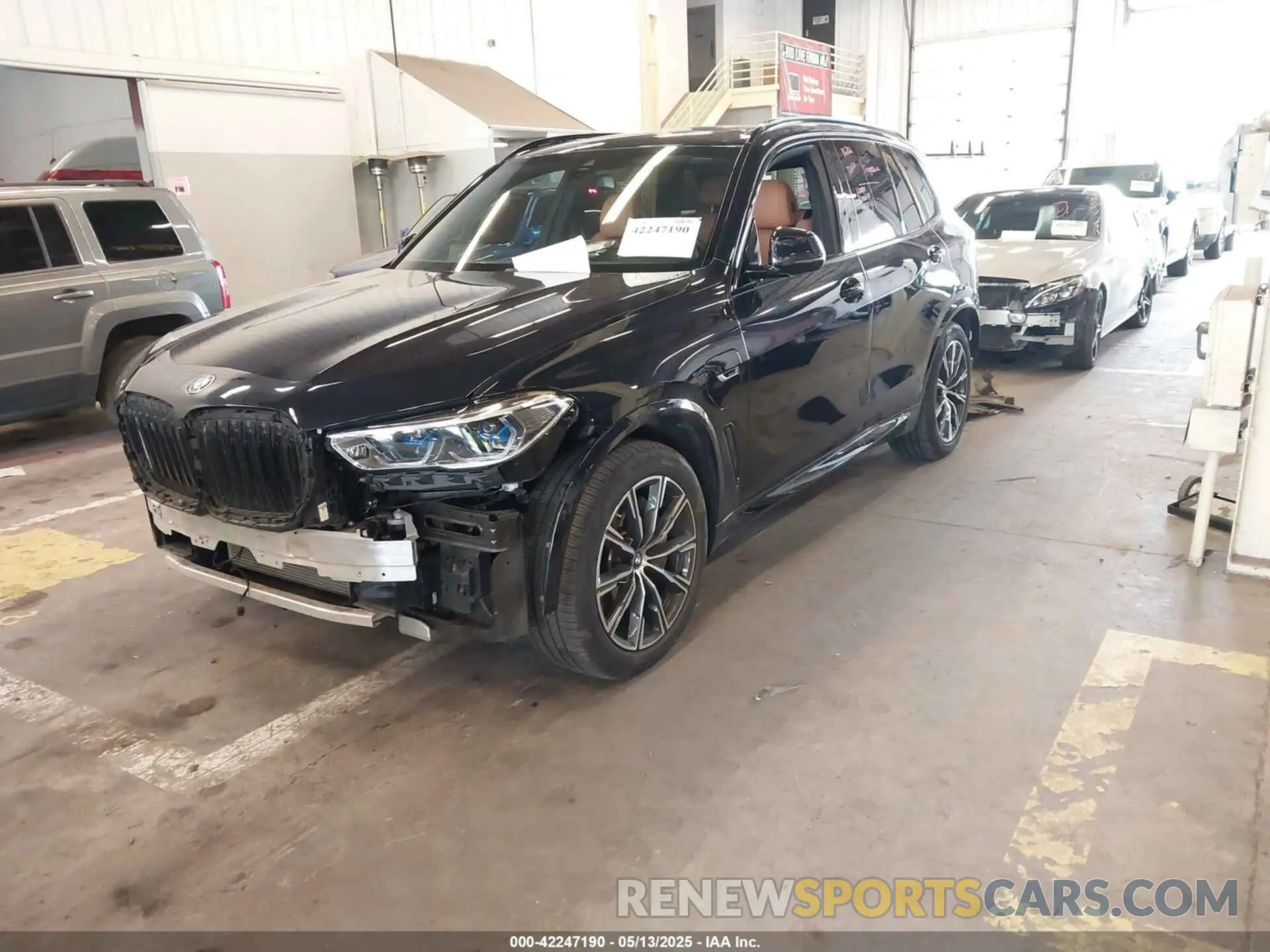2 fotografías del automóvil dañado 5UXTA6C05N9L41274 BMW X5 PHEV 2022