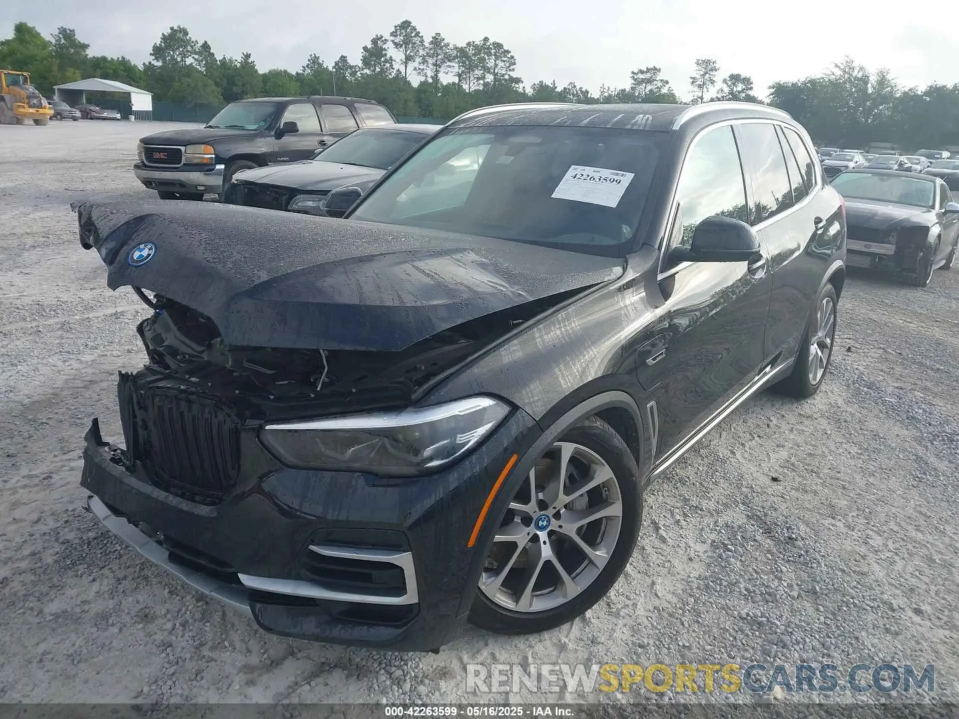 2 fotografías del automóvil dañado 5UXTA6C05N9M17771 BMW X5 PHEV 2022