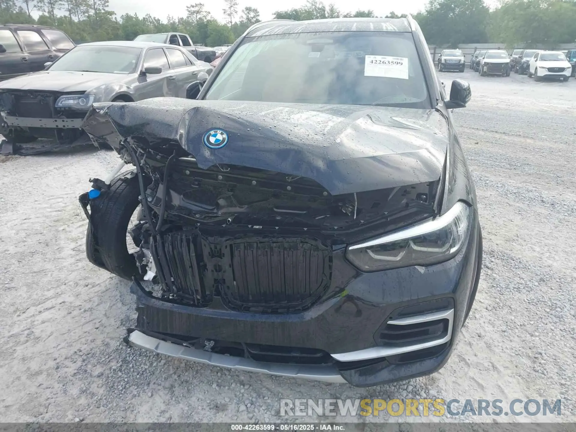 6 fotografías del automóvil dañado 5UXTA6C05N9M17771 BMW X5 PHEV 2022